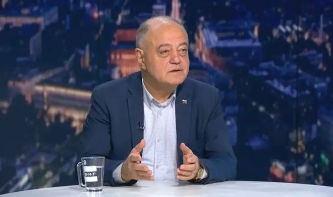 Масовият протест свали тази власт Народът излезе и каза искаме