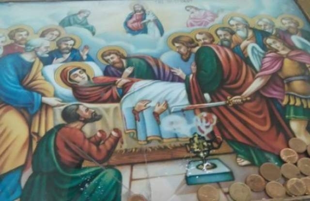 Църквата почита днес Полагане честния пояс на Пресвета Богородица и