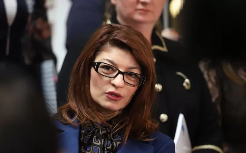 Изглежда ГЕРБ СДС няма намерение да почете т нар джентълменско споразумение което