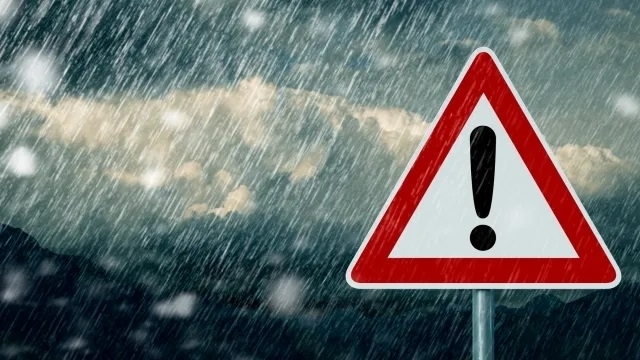 Националният институт по метеорология и хидрология обяви жълт код за