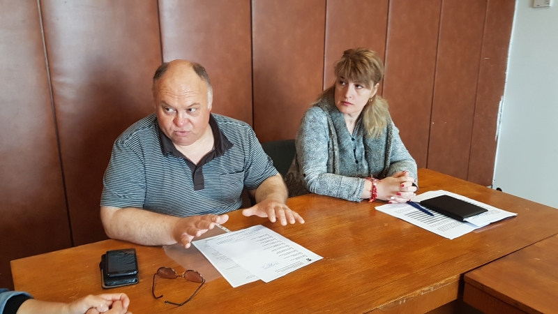 Официалният ветеринарен лекар на общините Мездра и Роман д р