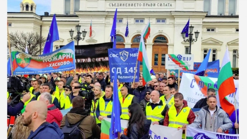 60 служители на МВР Видин и Белоградчик подкрепиха Националния протест