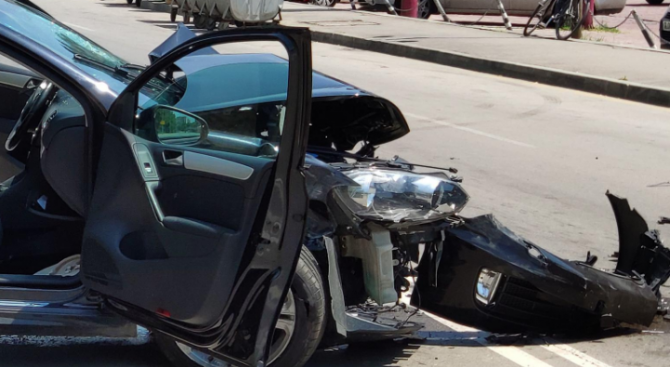 35 годишен мъж е тежко пострадал при пътнотранспортно произшествие станало днес