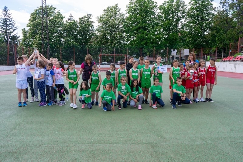 ОУ Христо Ботев стана отборен победител в петото издание на