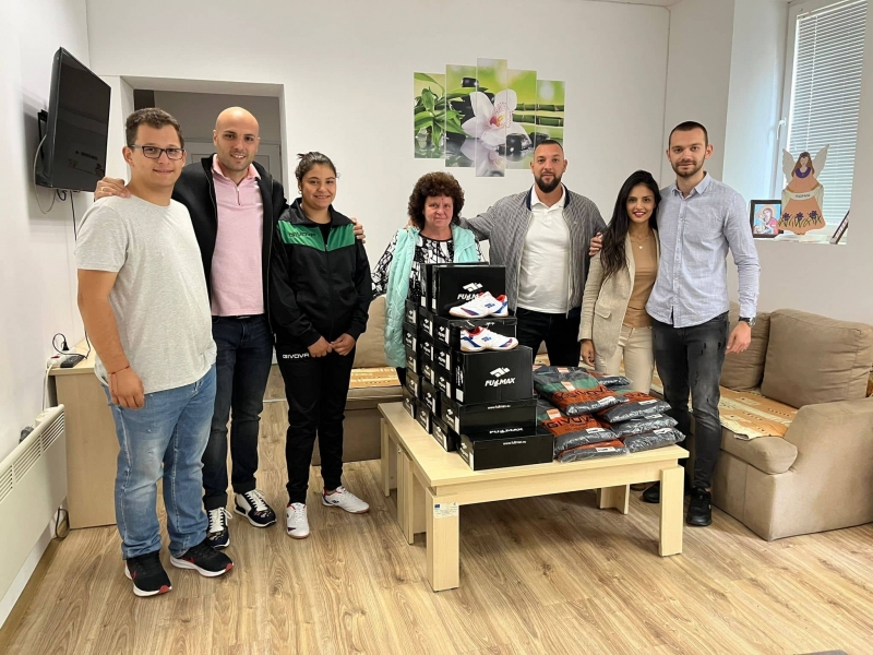 Младежката организация на ГЕРБ Враца продължава инициативата Доброто е заразно научи