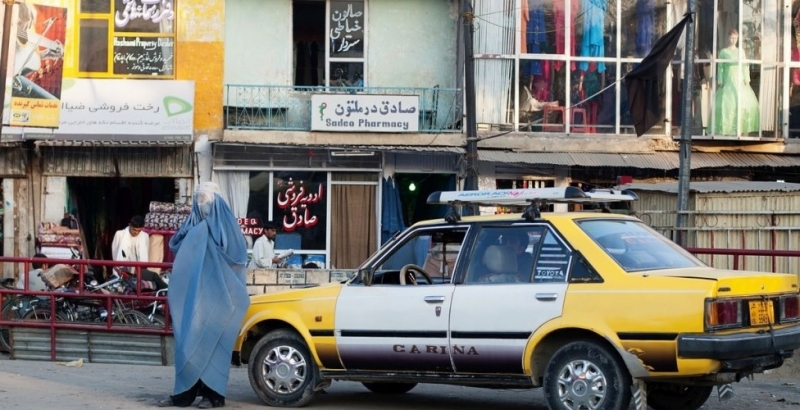 Религиозната полиция на талибаните в Афганистан е наредила на всички