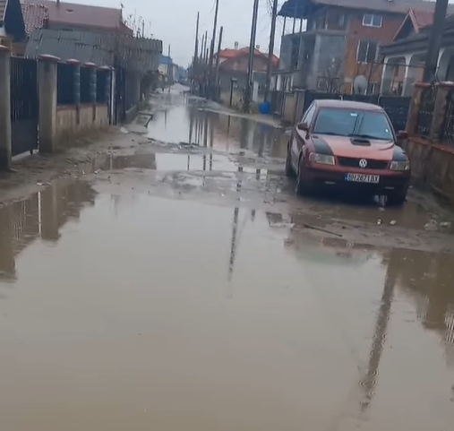 Улица във Видин се превърна в река а живущите наоколо