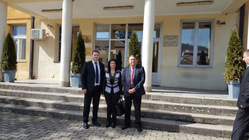 Кметът на община Козлодуй Маринела Николова и заместник кметът Юрик Мартинов