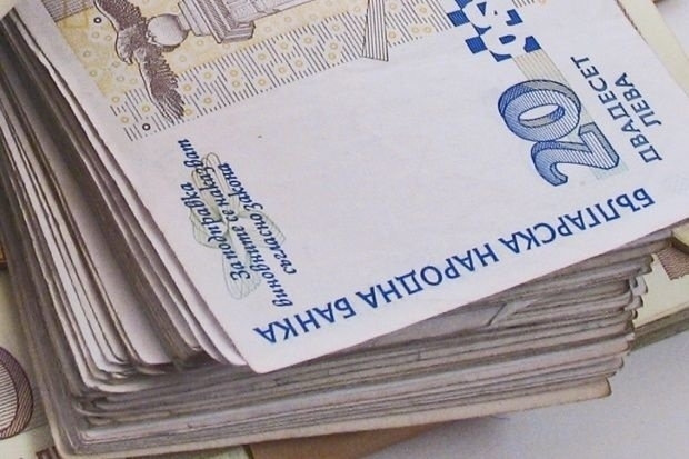 Предпоследно: Максималният осигурителен доход се вдига на 4130 лв.