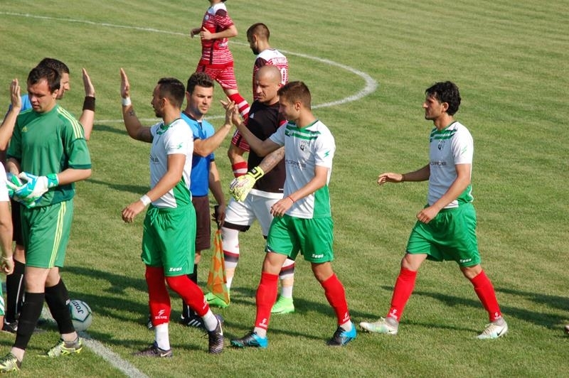 22 годишният полузащитник Николай Николов отново се превърна в герой за