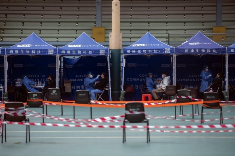 Хонгконг регистрира нов дневен рекорд на заразени с коронавирус, информира
