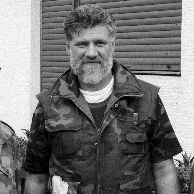Хърватският генерал Слободан Праляк който се самоуби в съдебната зала