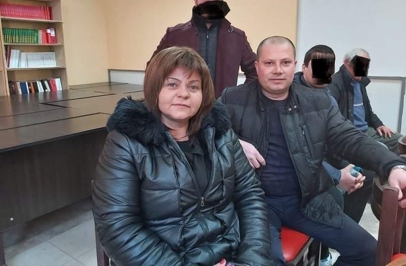 Напрежение във Враца! Цветелина Дамяновска го раздава нагла, биячът на деца тича да я спасява /снимки/