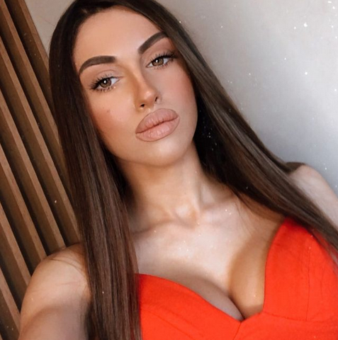 Приятелката на вратаря на ЦСКА 1948 Даниел Наумов Вероника Иванова