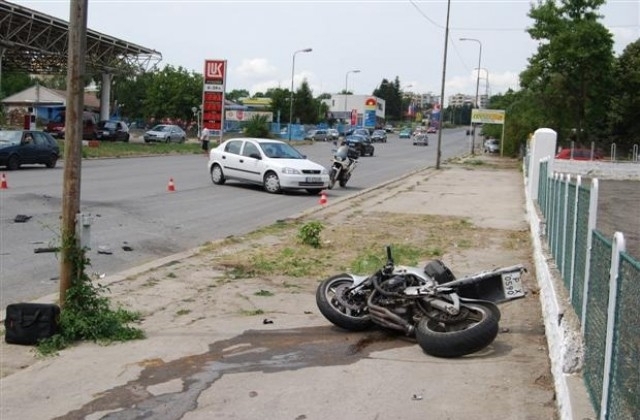 Жена пострада в катастрофа между джип и мотор в Монтана