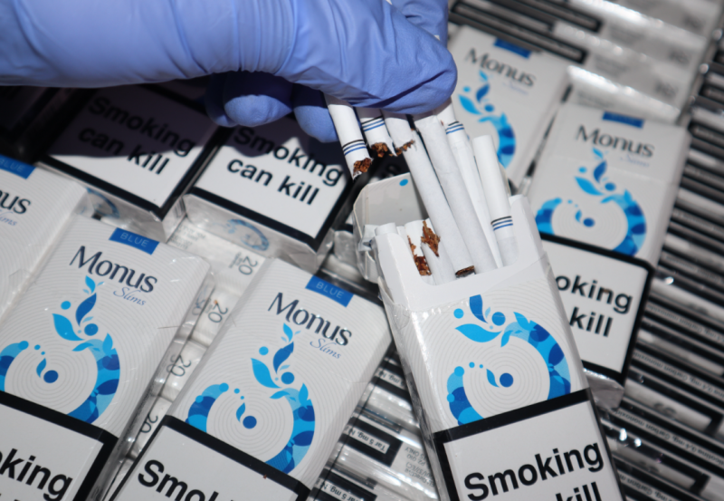 Задържаха мъж с контрабандни цигари във Видин съобщиха от МВР