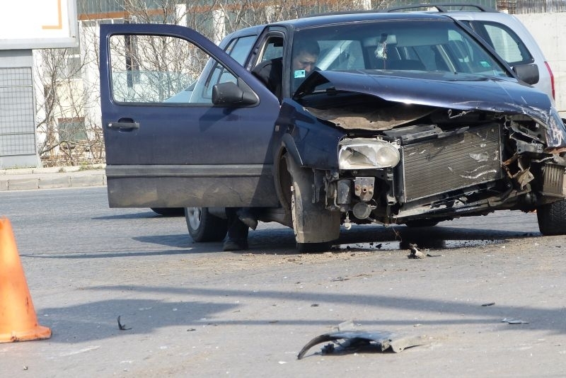 Неправоспособен мъж от Мездра под въздействието на алкохола е катастрофирал