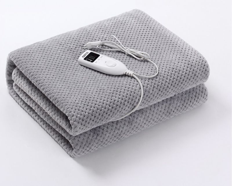 Инцидент с електрическо одеяло едва не изпепели къща в Лом