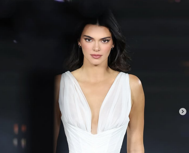 Супермодел се пусна чисто гола в Инстаграм /снимки/