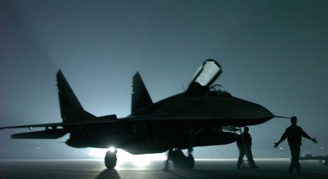 Изтребител МиГ 29 се разби по време на тренировъчен полет в