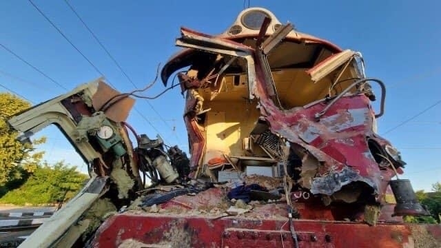 От днес сутринта е възстановено напълно движението на влаковете по