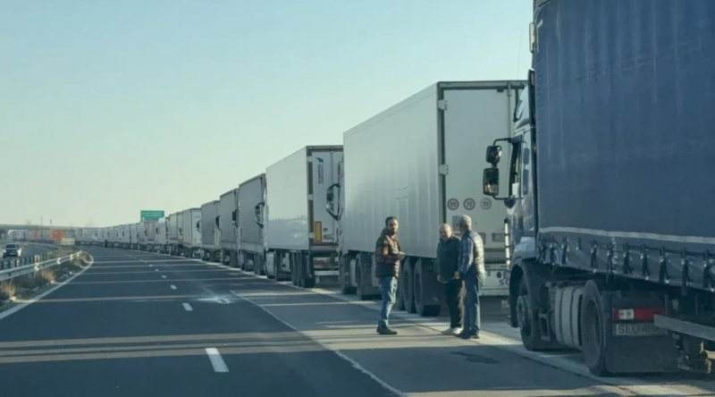 Масово превозните средства над 3 5 тона у нас попадат