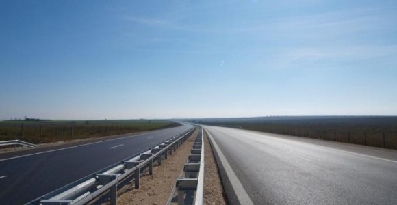 Постъпила жалба пред Комисията за защита на конкуренцията блокира обществената