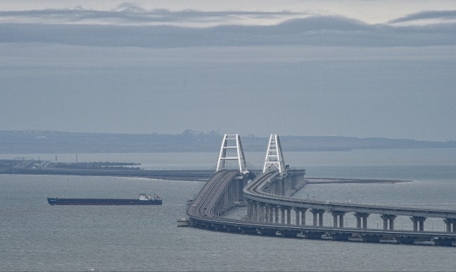 Тази нощ в окупирания от Русия полуостров Крим са чути