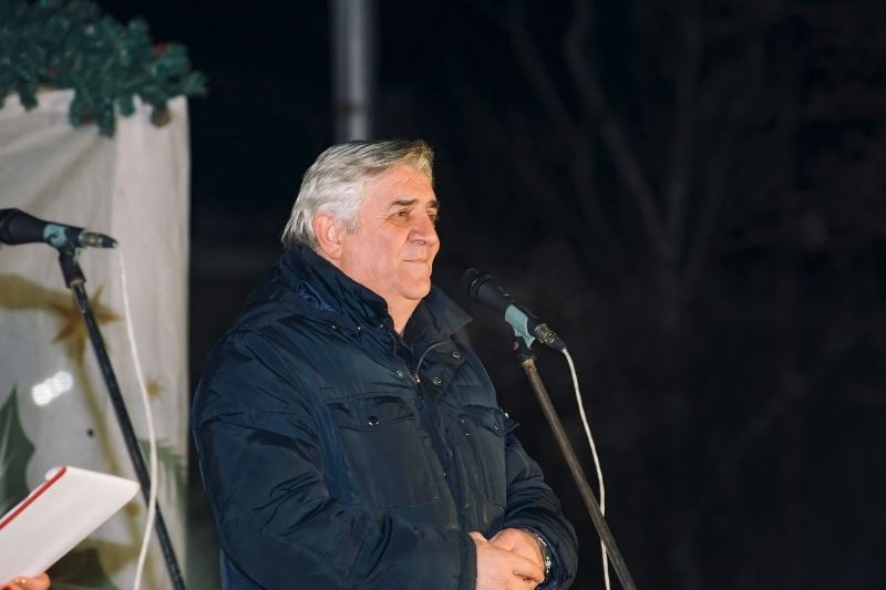 В навечерието на Рождество Христово в гр Мездра се състоя