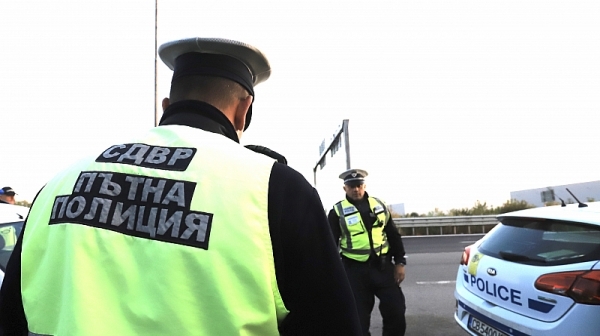 Три специализирани полицейски операции са проведени за ден във Врачанско