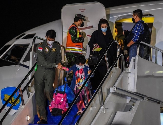 9 има български граждани които бяха евакуирани с международен полет от