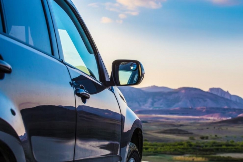 Жена загина след като мъжът й я блъсна при движение