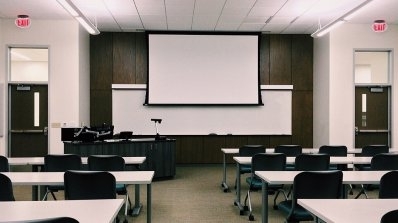 Експерти от Европейската комисия препоръчват България драстично да намали броя