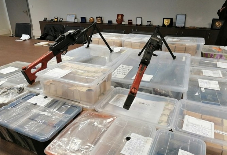 Голямо количество оръжие е заловено при операция на ГДБОП Подробности