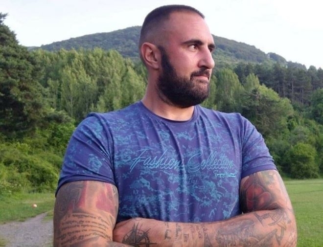Прокуратурата: У заподозрения за двойното убийство в Лозен е намерена банкова карта на една от жертвите