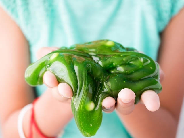 В последната година в ЕС са забранени 40 играчки желета с