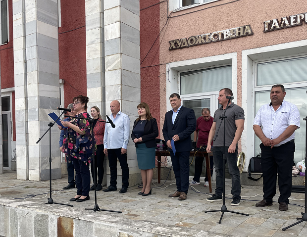 Вечерта на 21 май по традиция Борован празнува традиционния си