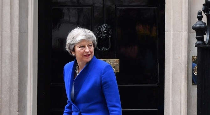 Гледайте си работата е казала Тереза Мей на журналистка от