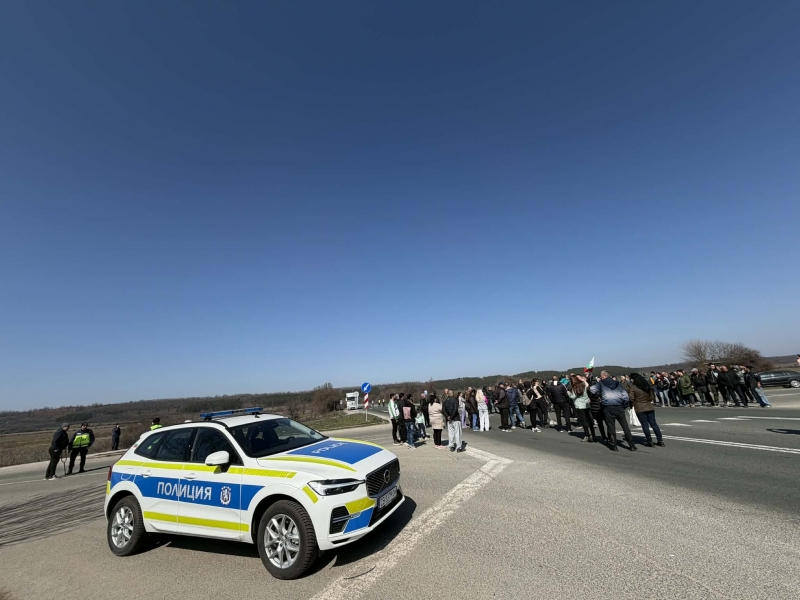 Голям протест затвори Е 79 между Враца и Монтана видя репортер