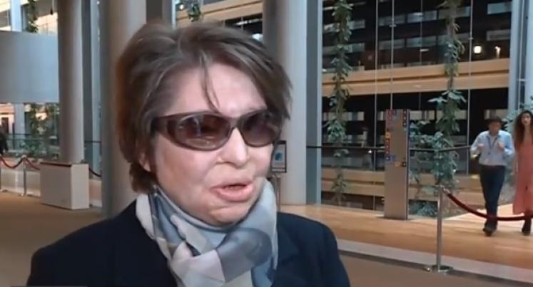 Осемнадесетият българин в Европарламента се казва Костадинка Кунева и заедно