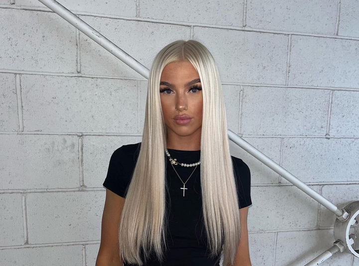 Красивата английска футболистка Келси Роуз Боуърс буквално взриви социалните мрежи с