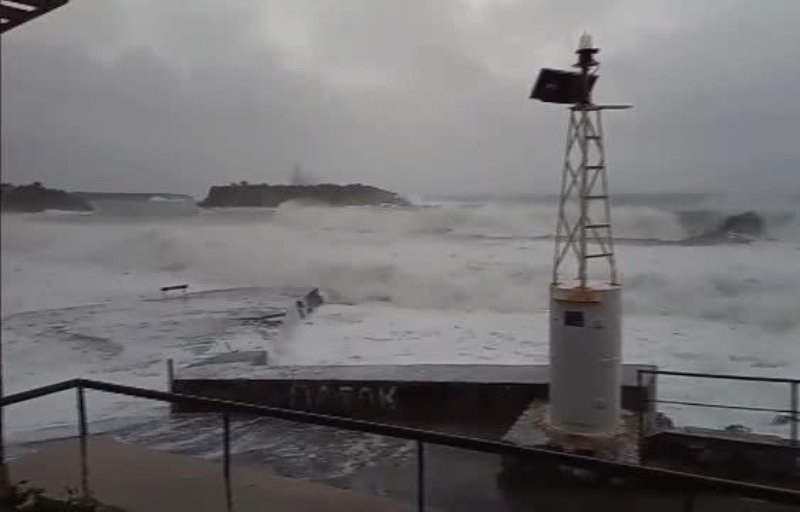 Циклон с много дъжд и силен вятър обхвана Гърция От