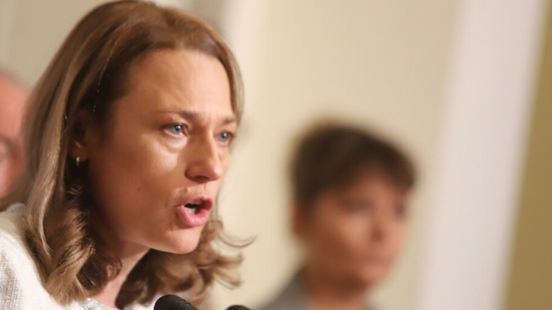 Ива Митева отказва да бъде номинирана за председател на парламента