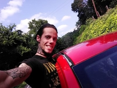 Българин е бил за кратко заложник на съквартиранта си в