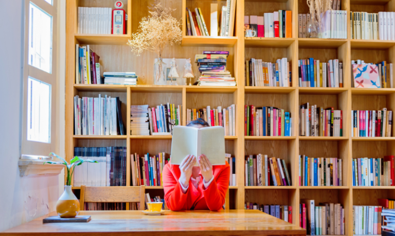 Правят модерни болнични библиотеки в болниците във Враца и Мездра