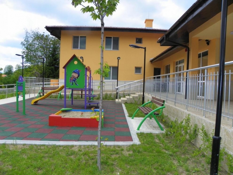 Проучванията показват че около един милион деца в Европа живеят