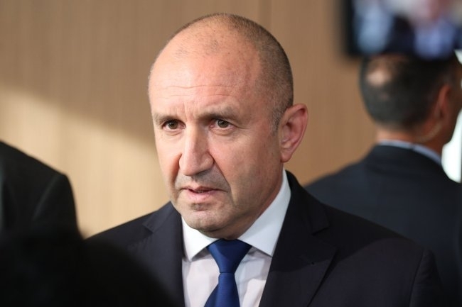 Радев подозира службите в двоен стандарт в борбата с купения вот