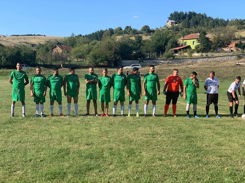 Отборът на Хайдут от монтанското село Ерден загуби последната си