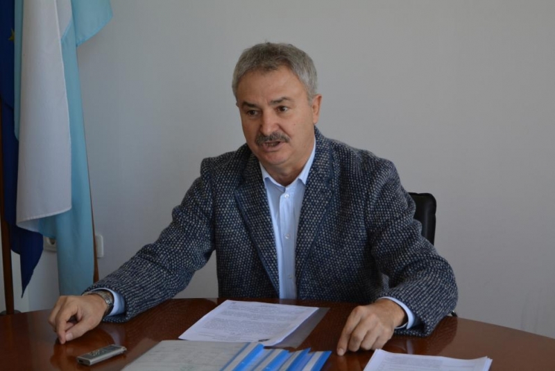 Започва ударно чистене миене и текущ ремонт на повредената настилка