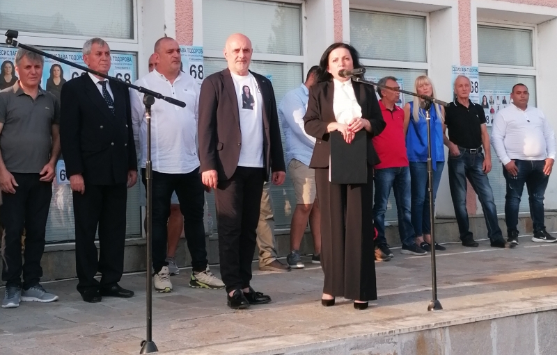 Подкрепа от депутата Цветан Енчев получи инж Десислава Теодора